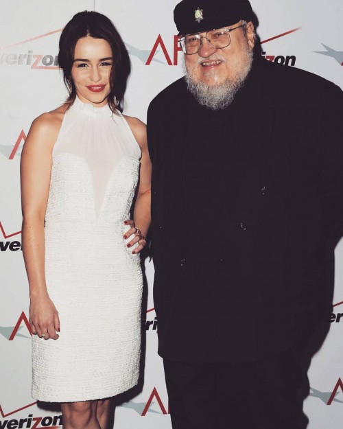 Emilia-Clarke-61933.jpg