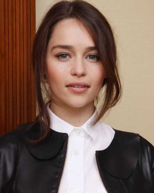 Emilia-Clarke-61943.jpg