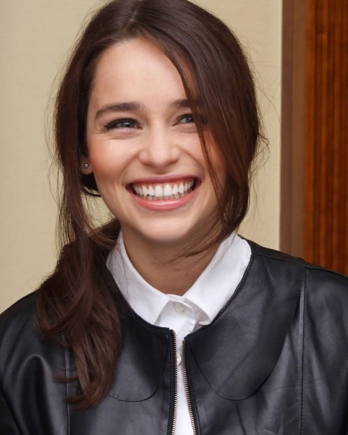 Emilia-Clarke-61964.jpg