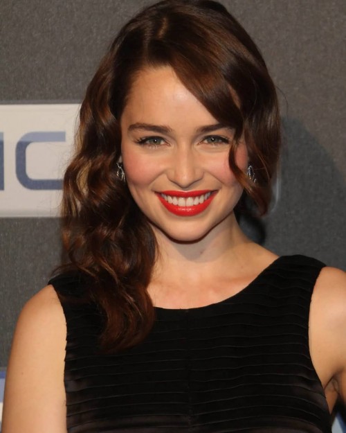 Emilia-Clarke-62486.jpg