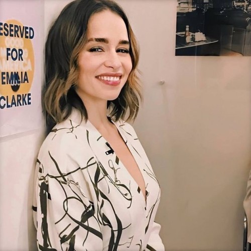 Emilia-Clarke-62839.jpg