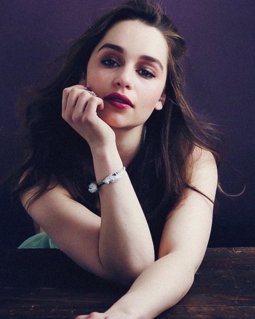 Emilia-Clarke-62848.jpg