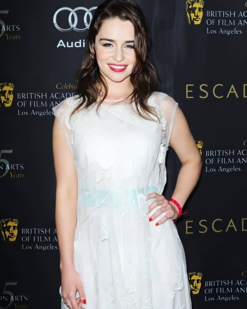 Emilia-Clarke-62909.jpg