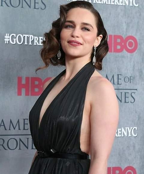 Emilia-Clarke-62949.jpg