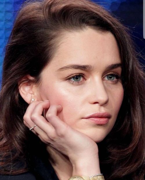 Emilia-Clarke-62982.jpg