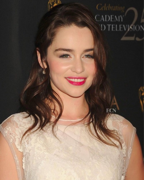 Emilia-Clarke-63210.jpg