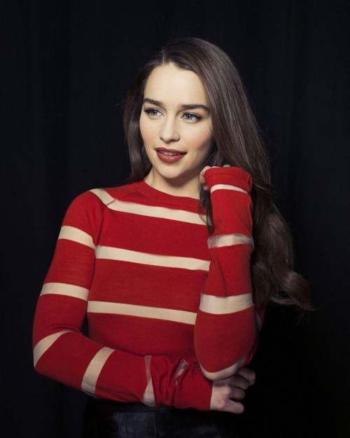 Emilia-Clarke-636330d5d63bf1d24dc05.jpg