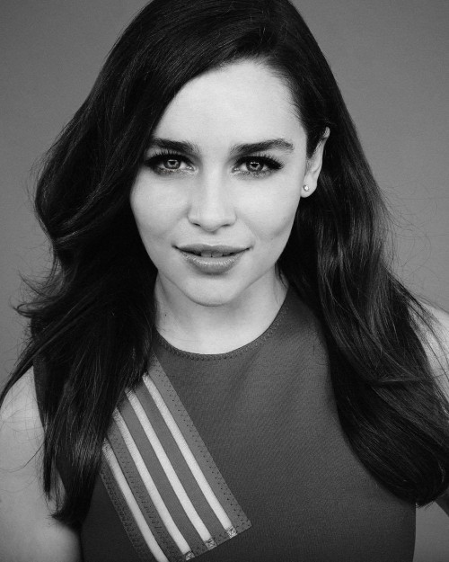 Emilia-Clarke-64279.jpg