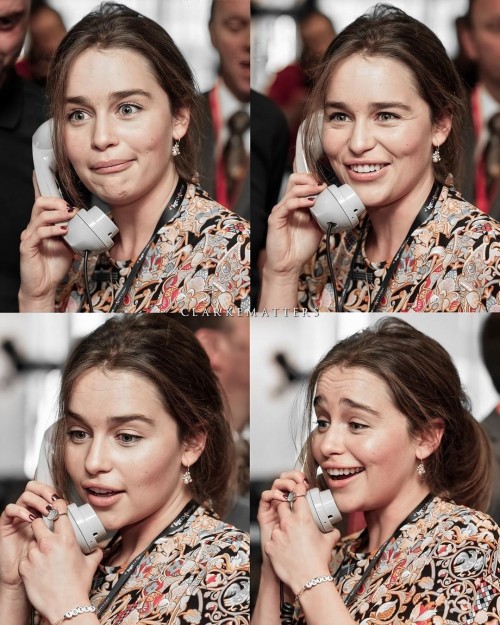 Emilia-Clarke-64388.jpg