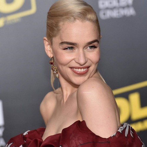 Emilia-Clarke-64493.jpg