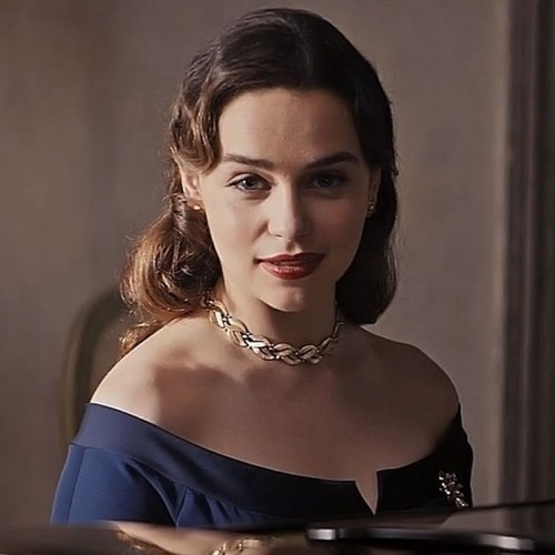 Emilia-Clarke-64797.jpg