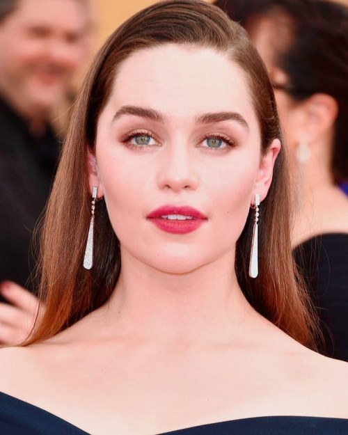 Emilia-Clarke-64882.jpg