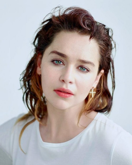 Emilia-Clarke-64886.jpg