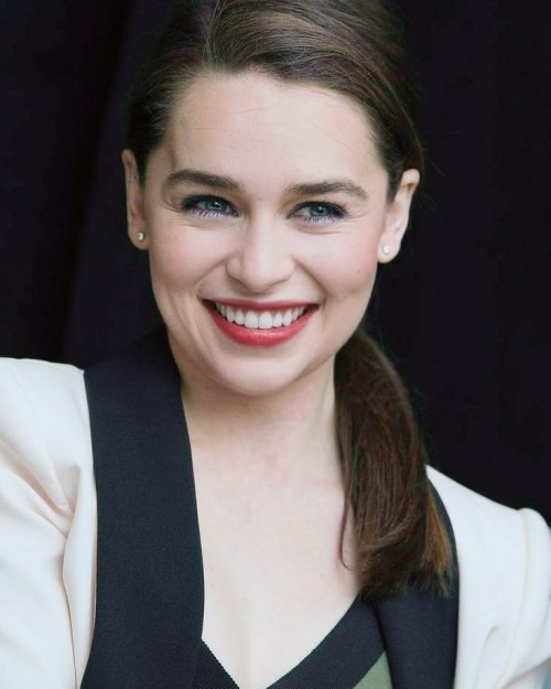 Emilia-Clarke-64901.jpg