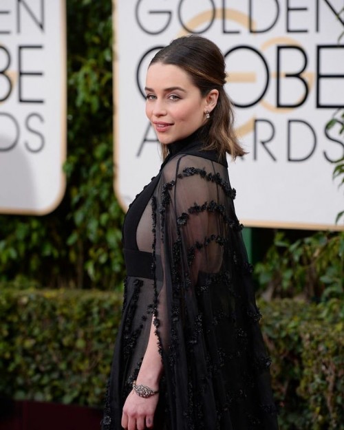 Emilia-Clarke-64970.jpg