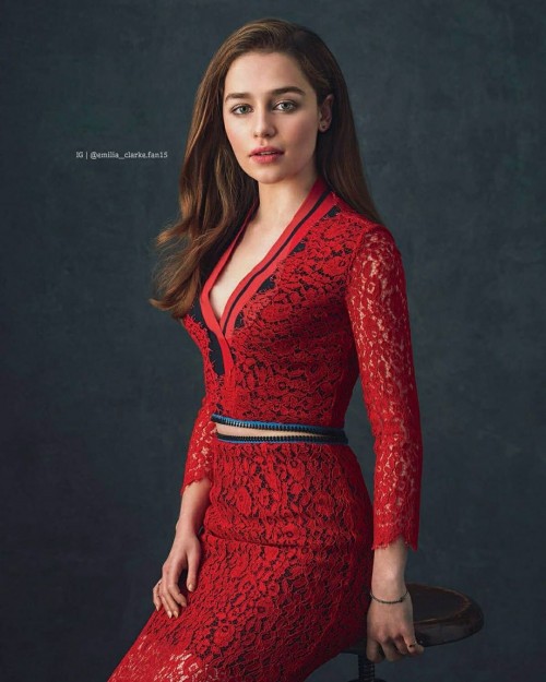 Emilia-Clarke-64981.jpg