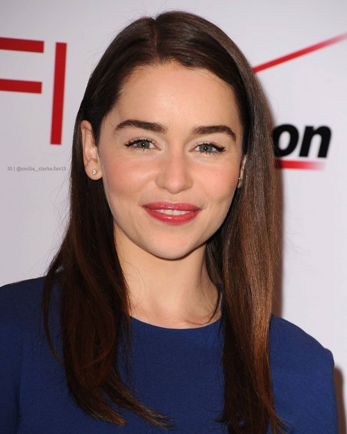 Emilia-Clarke-64997.jpg