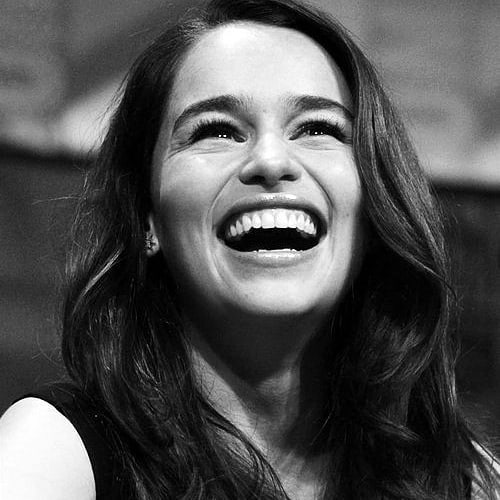 Emilia-Clarke-65001.jpg