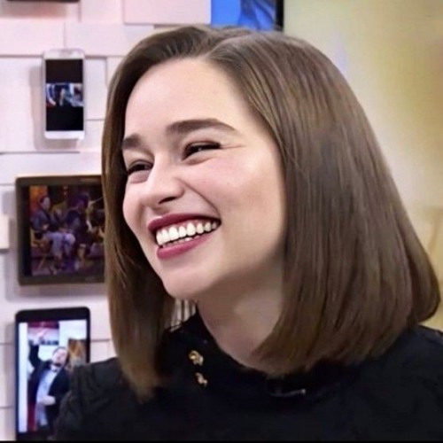 Emilia-Clarke-65004.jpg