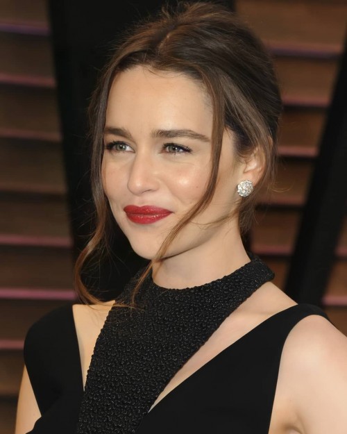 Emilia-Clarke-65016.jpg