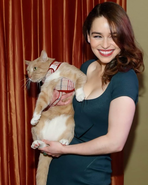 Emilia-Clarke-65027.jpg