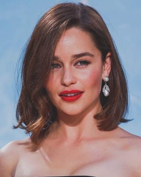 Emilia-Clarke-65078.jpg