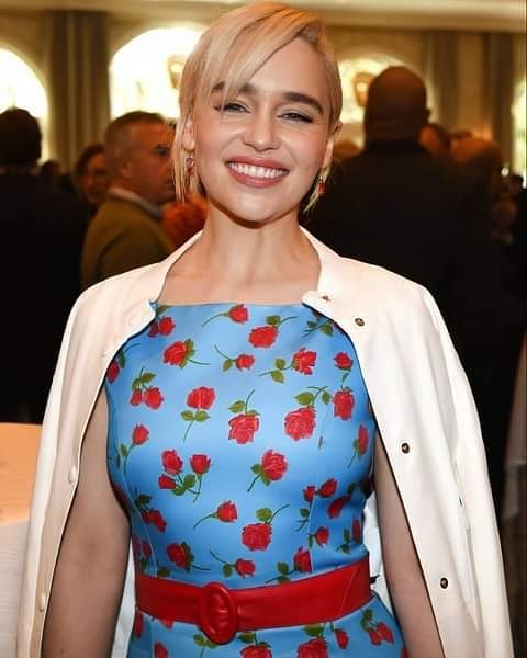 Emilia-Clarke-65116.jpg