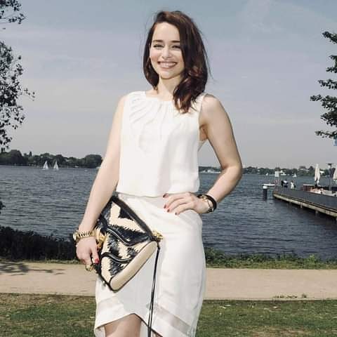 Emilia-Clarke-65133.jpg