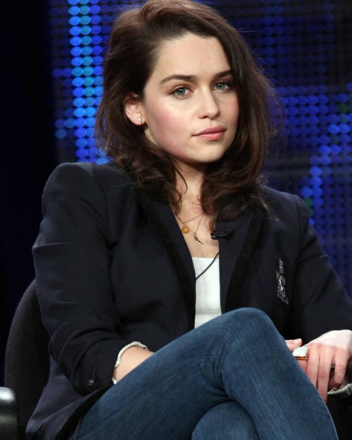 Emilia-Clarke-65341.jpg