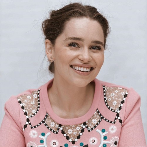 Emilia-Clarke-65740.jpg