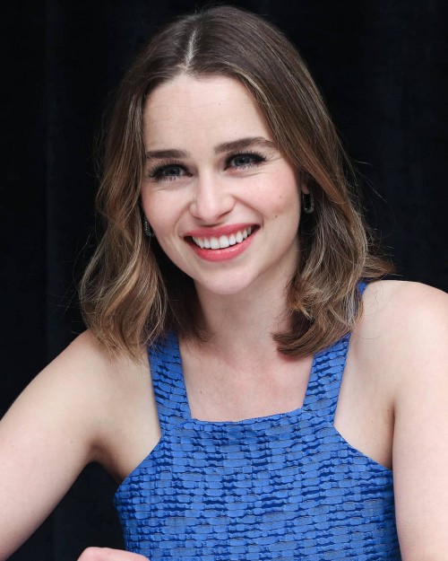 Emilia-Clarke-65761.jpg