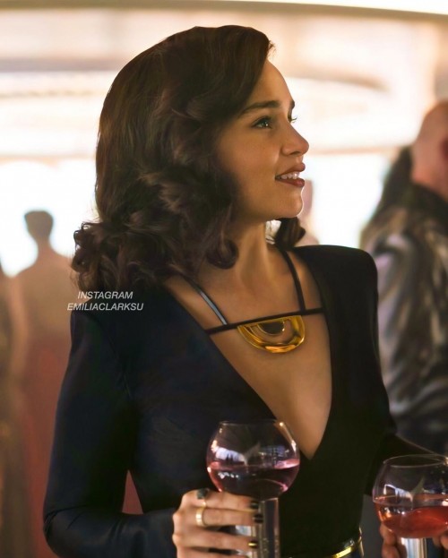 Emilia-Clarke-65786.jpg