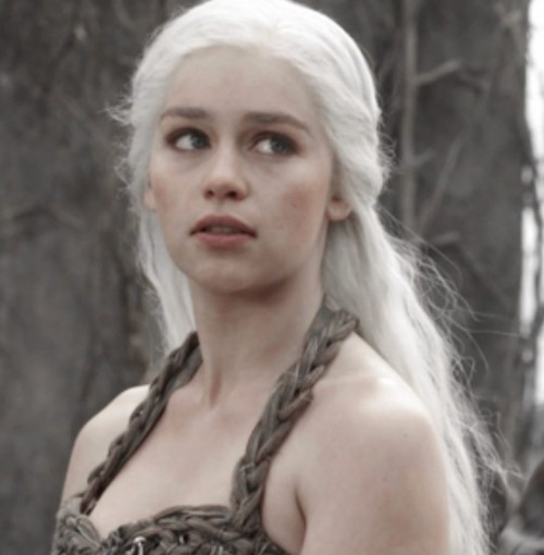 Emilia-Clarke-65927.jpg