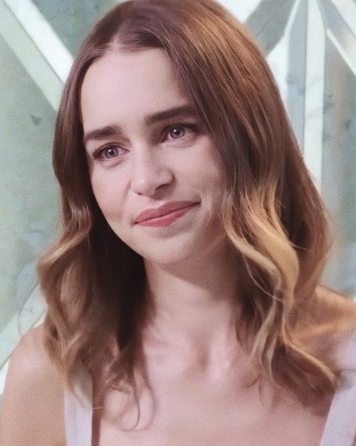 Emilia-Clarke-65967.jpg