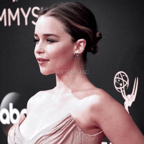 Emilia Clarke (66273)