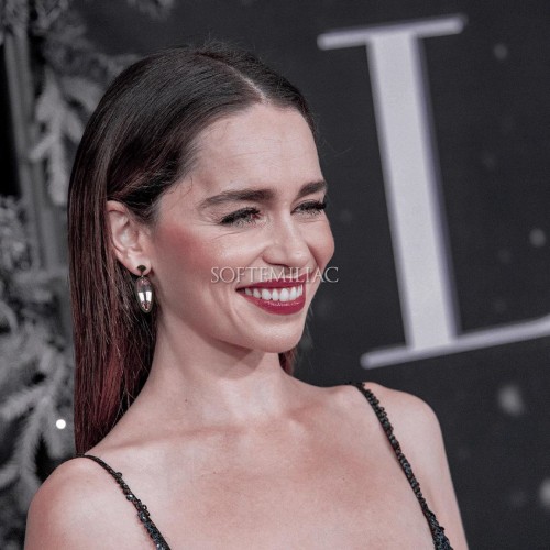 Emilia-Clarke-66277.jpg