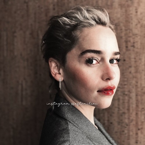 Emilia-Clarke-66291.jpg