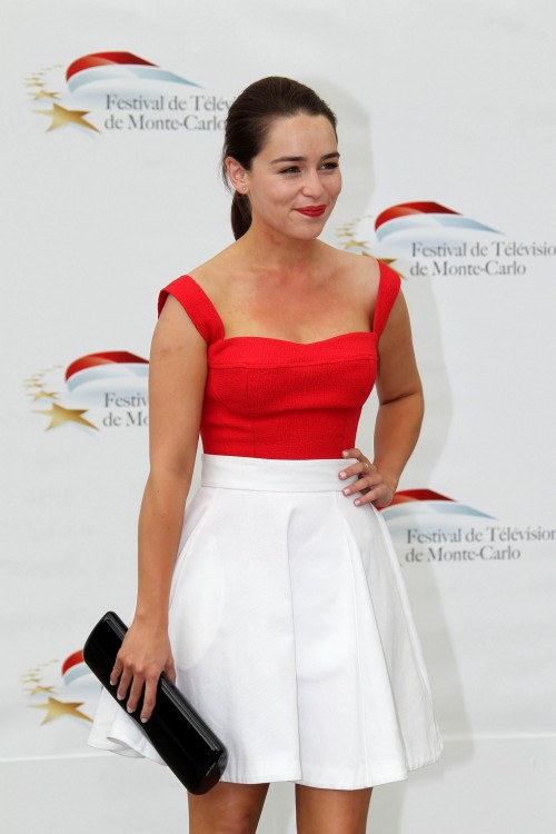 Emilia Clarke (67000)