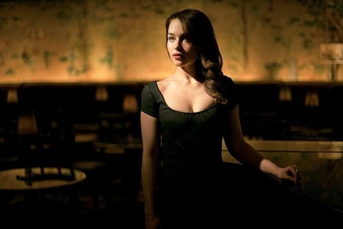 Emilia-Clarke-70294f7821a1a00321e8e.jpg