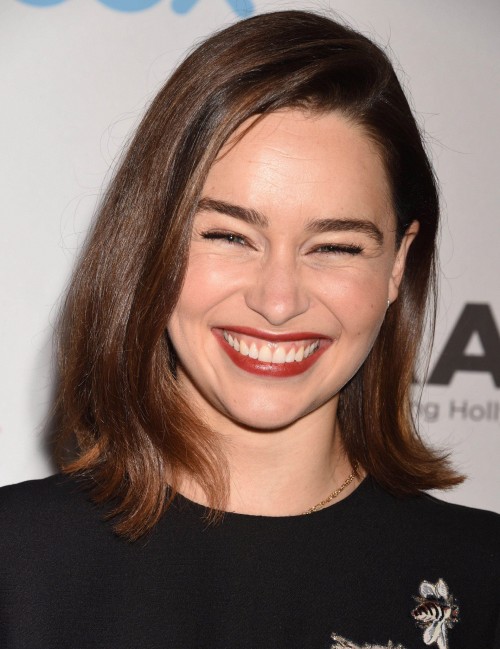 Emilia-Clarke-7050123e0d21814fd2c3d.jpg