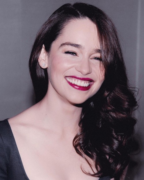 Emilia-Clarke-70608.jpg