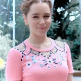 Emilia-Clarke-706160b2848a3156cfbd6