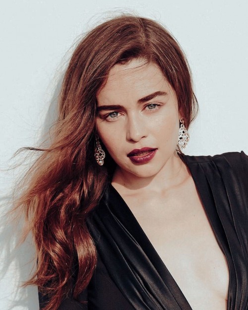 Emilia-Clarke-70637.jpg