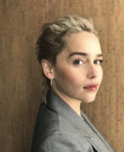 Emilia-Clarke-70732.jpg