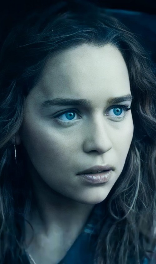 Emilia-Clarke-70881.jpg