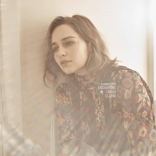 Emilia-Clarke-71053.jpg