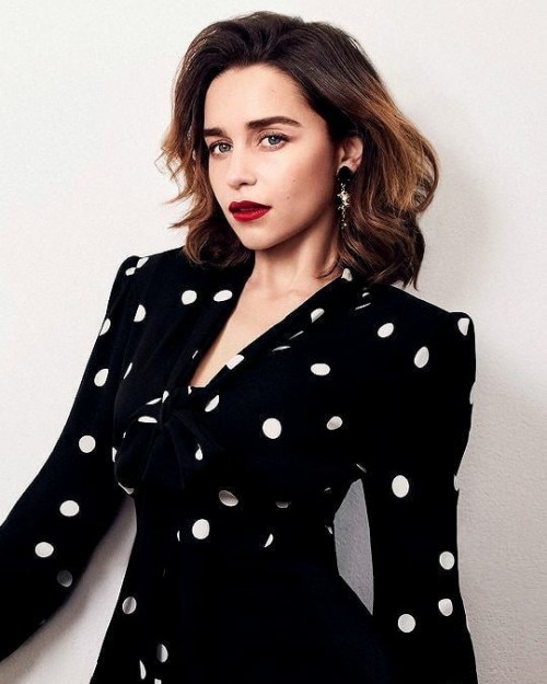 Emilia-Clarke-71080.jpg