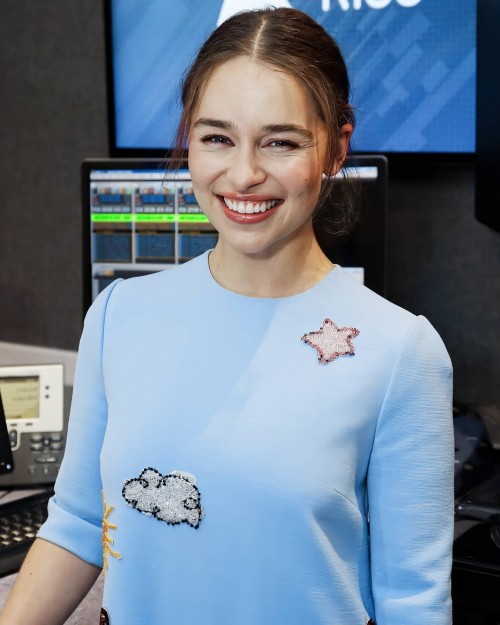 Emilia-Clarke-71100.jpg