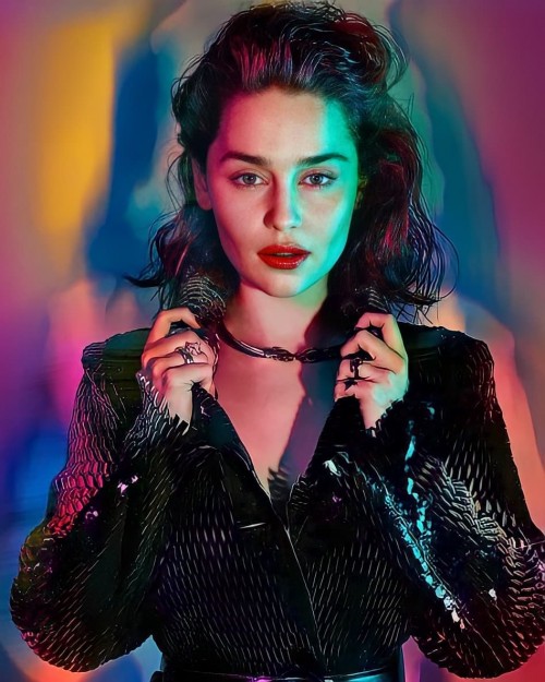 Emilia-Clarke-71155.jpg