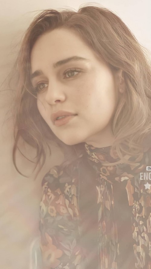 Emilia-Clarke-71267.jpg